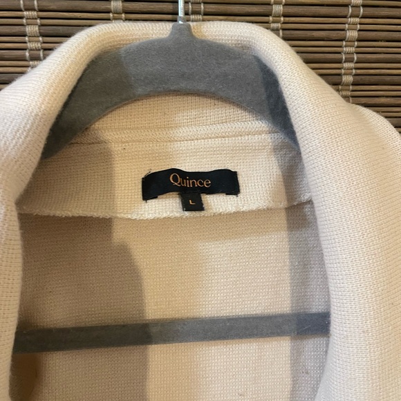 Quince 100% Organic cotton Elegant White Blazer sweater - Picture 3 of 6